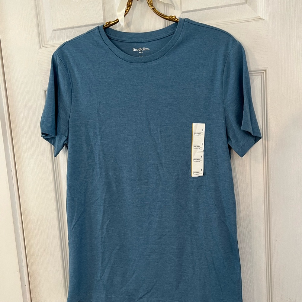 Men’s t-shirt, Goodfellow, size small